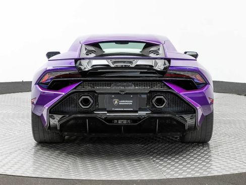 Used 2024 Lamborghini Huracan Tecnica RWD image 5
