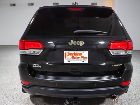 Used 2022 Jeep Grand Cherokee Laredo X RWD image 8