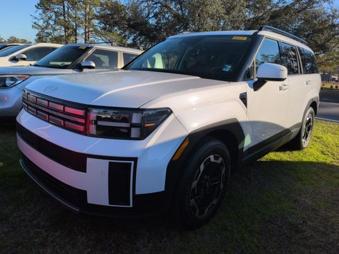 Used 2024 Hyundai Santa Fe SEL image 4