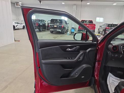 Used 2025 Chevrolet Blazer RS w/ Driver Confidence II Package AWD/4WD image 25