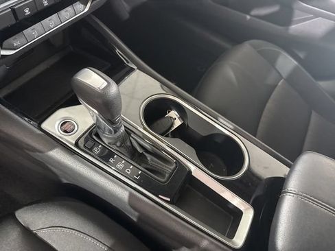 Used 2024 Nissan Altima 2.5 SV FWD image 22