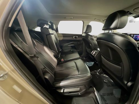 Used 2021 Kia Sorento S w/ Panoramic Sunroof Package FWD image 20