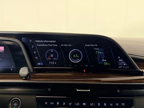 Used 2022 Cadillac Escalade Premium Luxury w/ Performance Package image 20