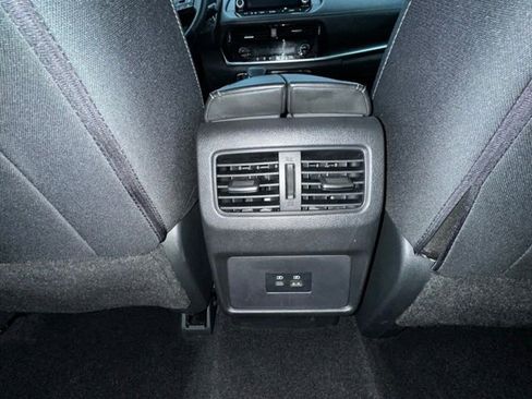 Certified 2021 Nissan Rogue SV image 29