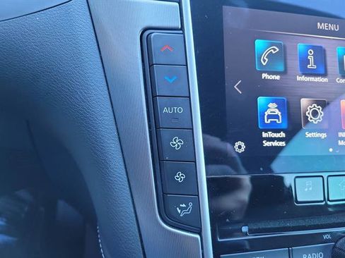 Used 2021 INFINITI Q60 3.0t Luxe w/ Cargo Package image 12