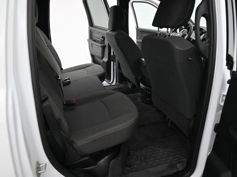 Used 2024 RAM 3500 Tradesman w/ Chrome Appearance Group image 17