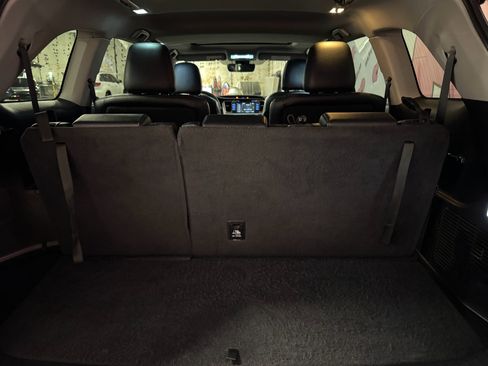 Used 2019 Toyota Highlander XLE image 25