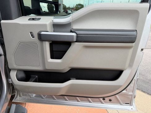 Used 2022 Ford F250 XLT w/ XLT Premium Package AWD/4WD image 23