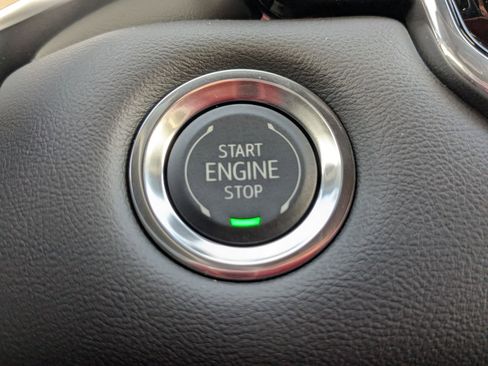 New 2026 GMC Canyon Elevation w/ Convenience Package image 15