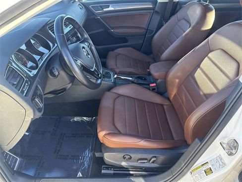 Used 2018 Volkswagen Golf Alltrack SEL image 14