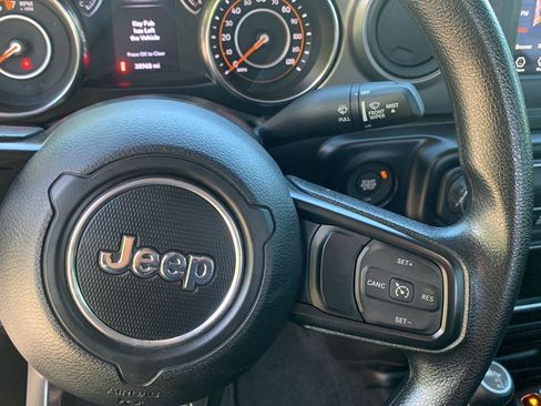 Used 2022 Jeep Wrangler Unlimited Sport AWD/4WD image 23