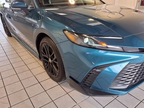 Used 2026 Toyota Camry SE w/ Multimedia Upgrade Package FWD image 24