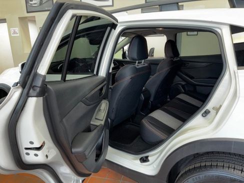 Used 2020 Subaru Crosstrek 2.0i Premium w/ Moonroof Package 2 AWD/4WD image 20
