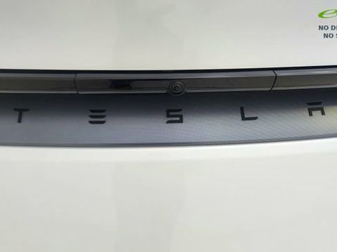 Used 2026 Tesla Model Y Long Range RWD image 16