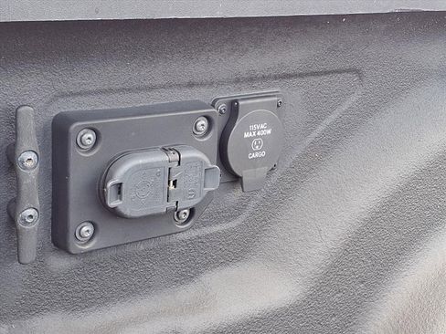 Used 2023 RAM 3500 Laramie image 21