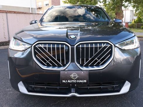 Used 2025 BMW X3 xDrive30i AWD/4WD image 3