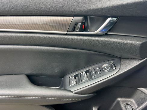 Certified 2022 Honda Accord Sport image 11