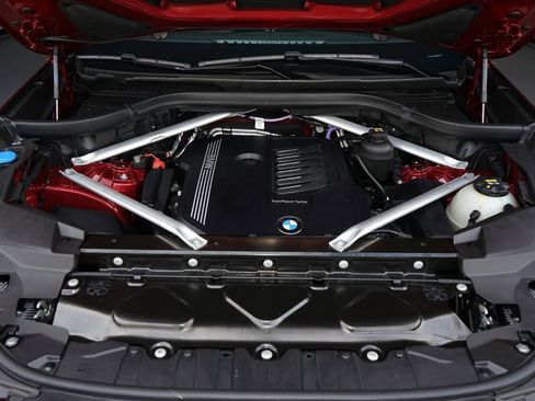 Used 2021 BMW X6 xDrive40i w/ Convenience Package image 28