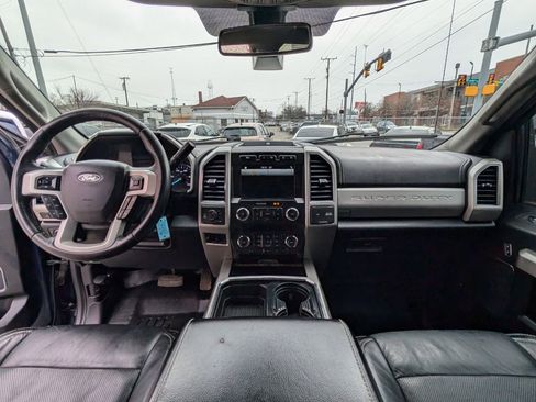 Used 2019 Ford F250 Lariat image 14
