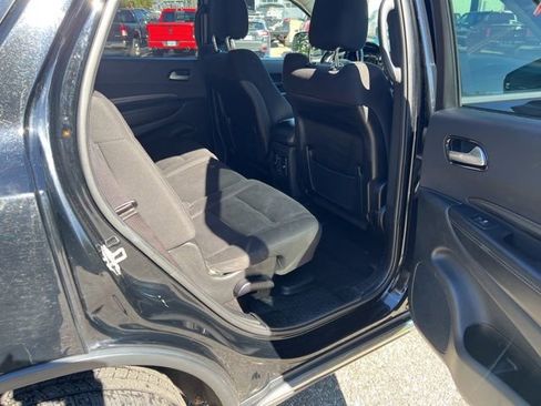 Used 2022 Dodge Durango SXT image 15