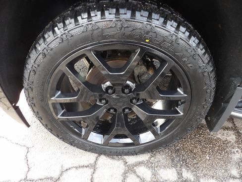 Used 2016 GMC Yukon SLT w/ Open Road Package image 5