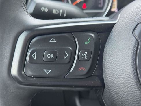 Used 2019 Jeep Wrangler Unlimited Sport S AWD/4WD image 19