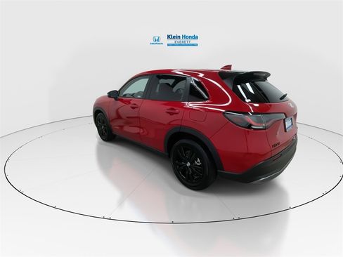 Certified 2026 Honda HR-V Sport image 8