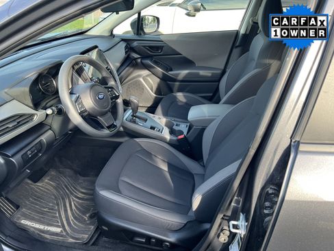 Used 2025 Subaru Crosstrek 2.5i Premium AWD/4WD image 5