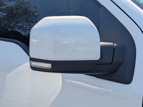 Used 2019 Ford F150 Lariat w/ Trailer Tow Package image 9