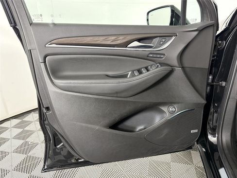 Certified 2023 Buick Enclave Avenir w/ Avenir Technology Package FWD image 8