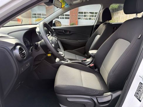 Used 2019 Hyundai Kona SE FWD image 13
