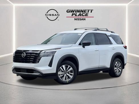 New 2026 Nissan Pathfinder SL FWD image 1