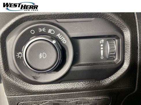 Used 2026 Jeep Wrangler Unlimited Sport AWD/4WD image 13