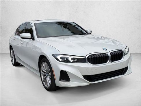 Used 2024 BMW 330i xDrive Sedan image 3