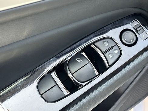 New 2025 Nissan Altima 2.5 SR w/ SR Premium Package image 21