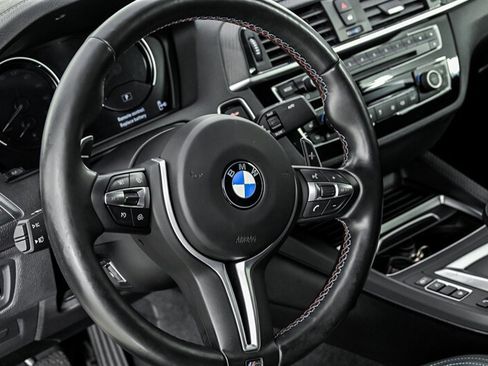 Used 2020 BMW M2 Competition w/ Executive Package RWD image 18