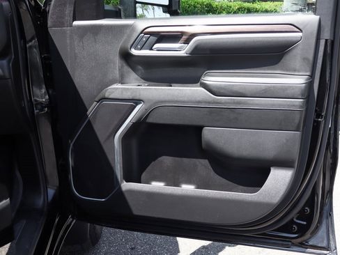 Used 2025 Chevrolet Silverado 1500 LT w/ Texas Edition Plus image 44