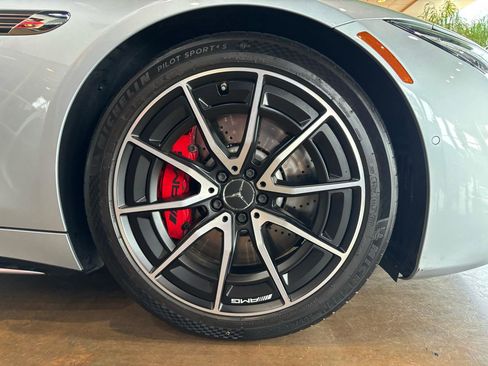 Used 2022 Mercedes-Benz SL 55 AMG 4MATIC image 35