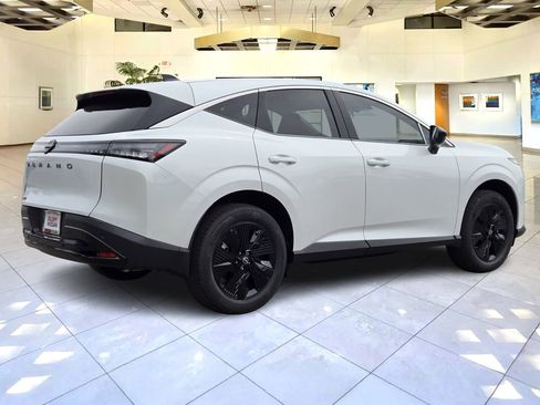 New 2026 Nissan Murano SV AWD/4WD image 3