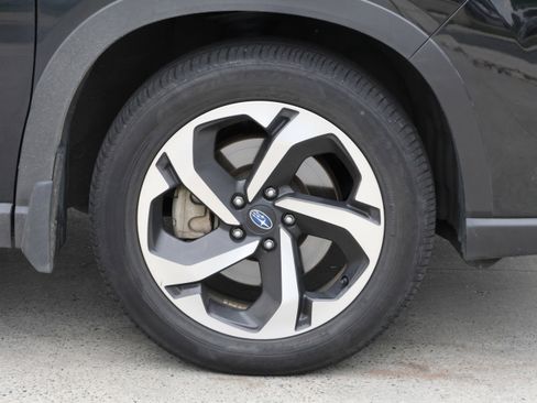Used 2022 Subaru Forester Touring AWD/4WD image 11