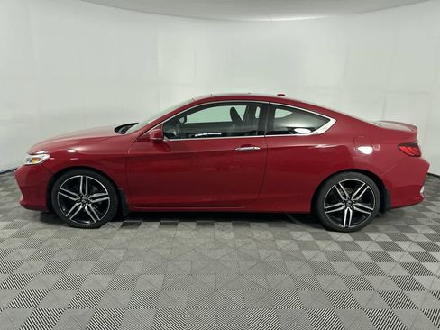 Used 2016 Honda Accord Touring image 13