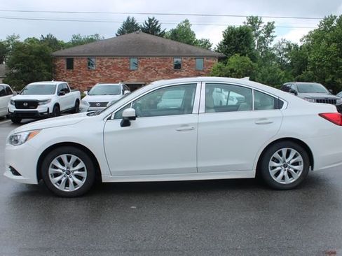 Used 2016 Subaru Legacy 2.5i Premium w/ Moonroof Package AWD/4WD image 5