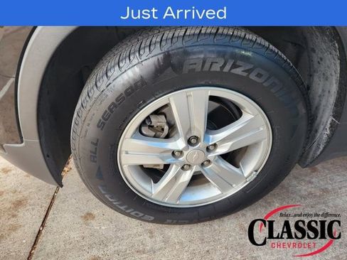 Used 2020 Chevrolet Trax LT w/ LT Convenience Package image 17