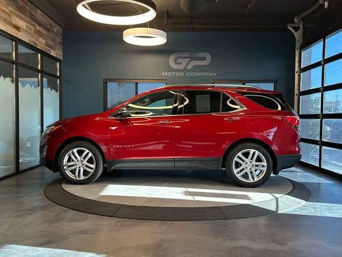 Used 2018 Chevrolet Equinox Premier AWD/4WD image 6