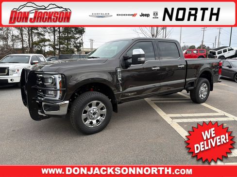 Used 2025 Ford F250 Lariat w/ Chrome Package image 1
