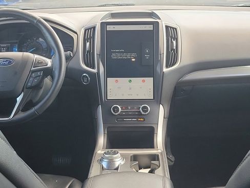Used 2022 Ford Edge SEL image 5