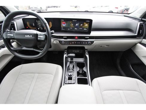 Used 2026 Kia Sorento S w/ S Panoramic Sunroof Package FWD image 10