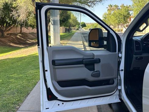 Used 2019 Ford F250 XL w/ XL Decor Group RWD image 33