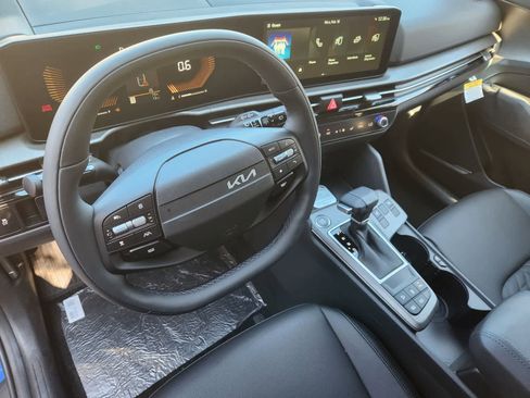 New 2026 Kia Sportage X-Line AWD/4WD image 2