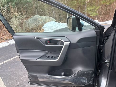 New 2025 Toyota RAV4 LE image 11